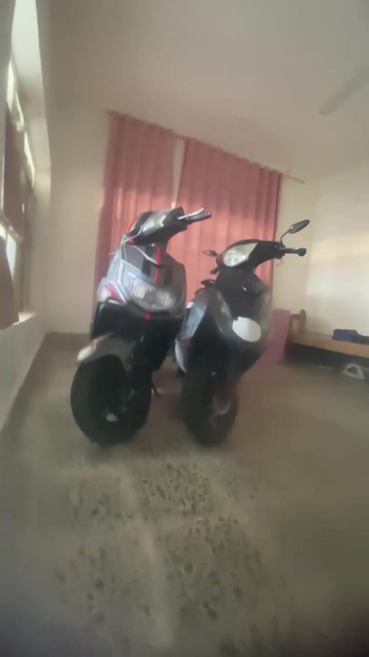 سلام عليكم
سكنس شحن موديل 2024 لون رصاصي ملف 2500واط تجي نضام 6 باتري كبير الدراجه بيهه عطل بطاريات مكاني واسط نعمانيه السعر 250وبي مجال حك الجيه اتصال ***********
