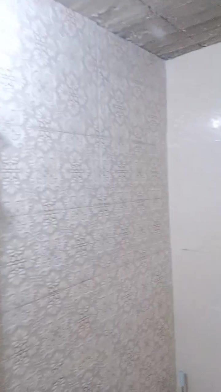 السلام عليكم
***********
بيت للبيع مساحتة 50متر 2/10علة الشارع الرئيسي شارع 20

مساحت البناء80تقريباً يحتوي علة تشجير مساحتة140تقريبا واجهة 5ونزال10 طابق واحد يحتوي علة غرفة نوم وصالة وترك ومطبخ حار ومطبخ بارد وصحيات ومخزن كبير خارجي
