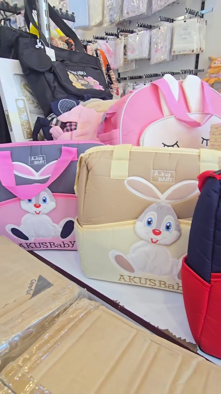 عالم الاطفال ❤️
متوفر بأحلى موديل وألوان مرتبة 🤍
جنطه اطفال ام ارنب ❤️حجم 
🎁 خيار حلو كهدية للمولود أو الطفل
🔥 متوفر الآن في عالم الأطفال 🔥
لا تفوّتكم، الكمية محدودة 😍

📍 العنوان: النجف – حي ميسان – شارع البوريات – مقابل مجمع لؤلؤة

📞 رقم الحجز والاستفسار: ***********

📲 للحجز راسلونا أو اتصلوا بينا ❤️
عالم الأطفال… كلشي يخص أطفالكم عدنا 🧸👶
