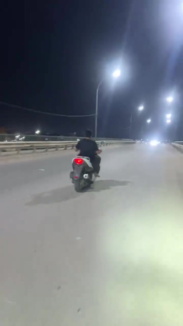 كامكو بوليس
دراجة شرط المعدل دراجة كاملة حماوة ماتعبر نص عليها ملاحظات بس بل كفرات سعر 250 و بيها مجال ***********
