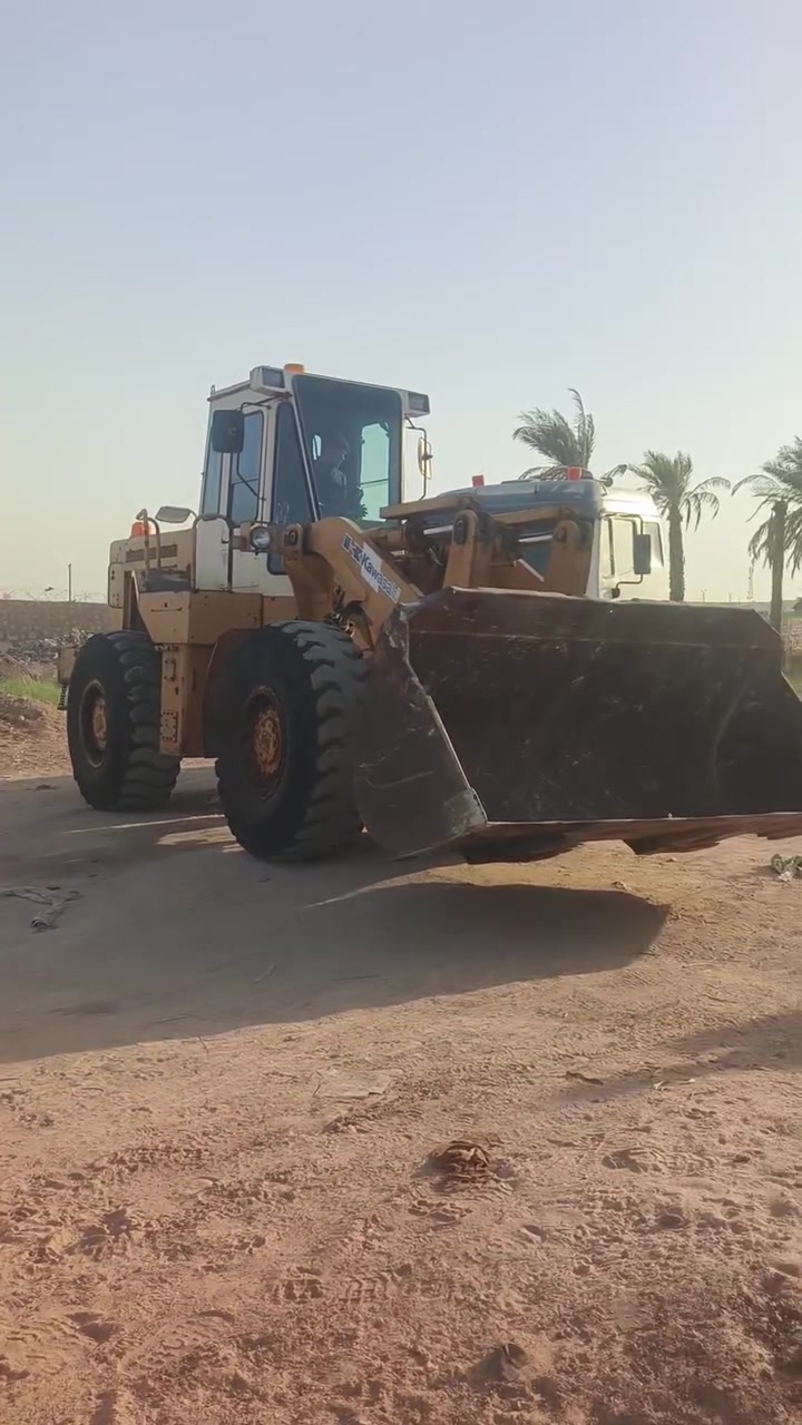 مكينه كاوسكي أبو الجنط مديل (٩٧) مكفوله كفاله عامه جاهزه للعمل ماناقصه حته برغي مكانه بل نجف الاستفسار اتصال بل رقم ***********
