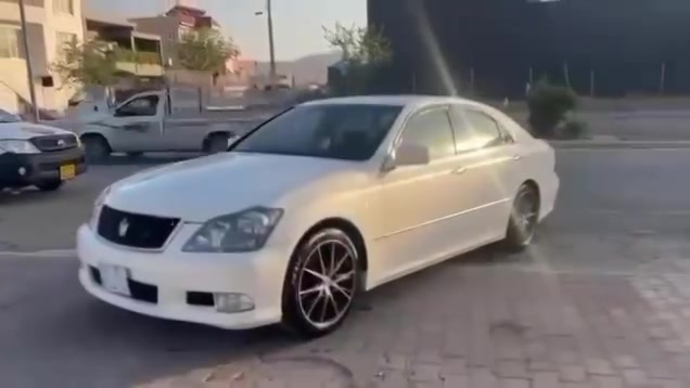 شاهینە • ٢٠٠٧ • تكييف