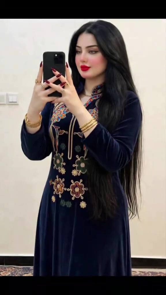 واتساب • للحجز • ملابس
