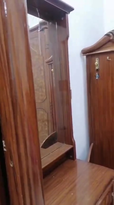غرفة • للبيع
