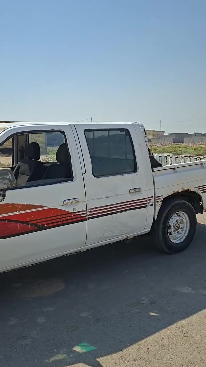 ألسلام عليكم نيسان 1992للبيع محرك مال جمره ثري واي باقي التفاصيل بل خاص عنواني البصره رقمي ***********
