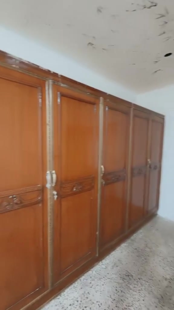 غرفه صاج  للبيع بسعر مناسب مستعجلين عليها نضيفه جدا الشراي يتصل على صاحب الغرفه ***********
