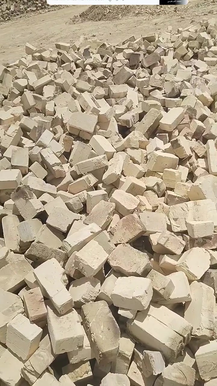 نص وثلاثي وعامر مال بتلو سعر دبل حسب مكانك ***********
