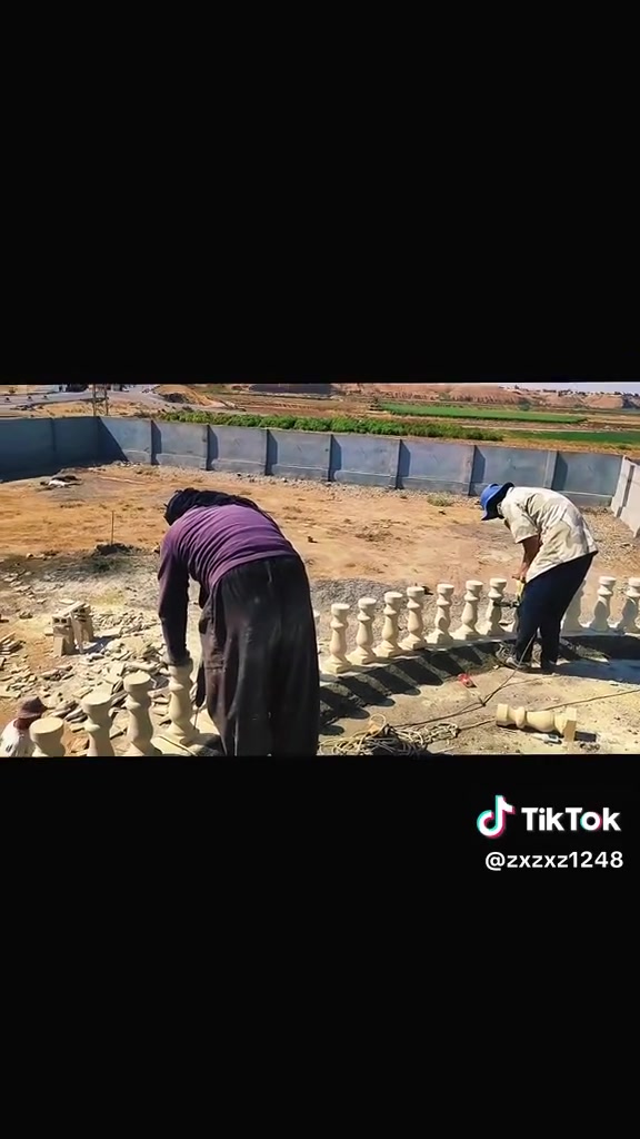 السلام عليكم يوجد 
كادر حجر حلان تطبيق واجهات كوبنات شغل نظيف درجه اولى
كرسته عمل أو بلمتر اسعار مناسبه للاستفسار الاتصال على الرقم
وحف ودرز تنضيف الواجهات المشغوله قديم 
جميع انواع الحجر 

*********** 
اتصال واتساب والخاص مفتوح
الله حي الجميع
