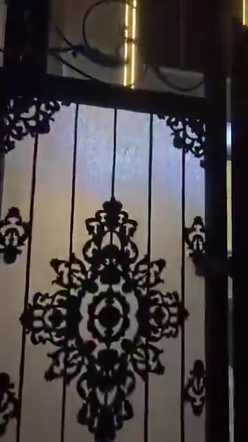 السلام عليكم✅
دار للبيع مساحه 71م/واجهه5م/نزال14/ونص✅

موقعه/بغداد الدوره مدخل البعيثه مجمع شواطئ📍

تفاصيل داخل الفيديو 🤏

اللاستفسار اكثر (***********)📞
