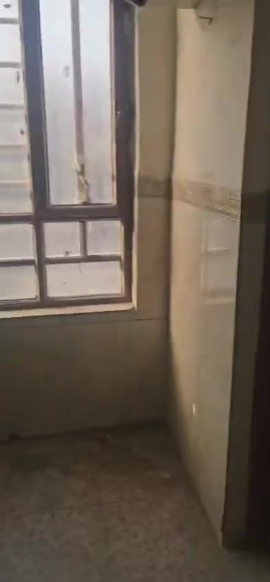 شقة • طابق ثاني • منطقة البلديات