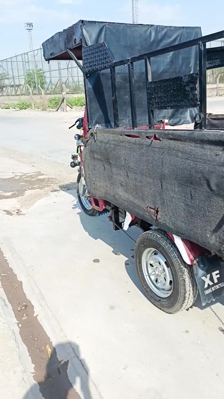 السلام عليكم عدي هاي استوته للبيع 0219 كله بلادي تيرات جوبلس محرك 2022 جديد ممطخوخ صبانه ستوته عل بلادي مرقم السعر مليونين 900 وبيه مجال الشاري يتصل أو خاص*********** يجي متواجد كركوك حي العروبة الون أحمر
