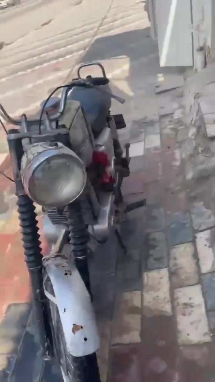 سلام عليكم ماطور 81 رقم اوسنويه بابل مطابق راعيه الاصل بلنجف حي الميلاد بس ماندله ابيع بدون راعي الماطور سايس 3 ظفيره بي جديده تخم تاير جديد /***********
