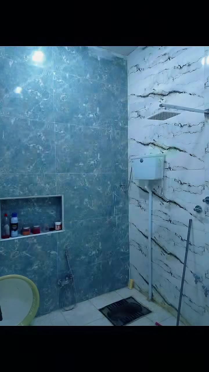 🏡 بيت للبيع

▪️ المساحة: 343 متر
▪️ النوع: سند 25 باسم البائع
▪️ منطقة الطهمازية ركن على شارعين
▪️ بناء حديث

💰 السعر: 150 مليون
يوجد مجال بالسعر للجادين

موقع مميز ومساحة مناسبة للسكن أو الاستثمار

📞 للاستفسار والمعاينة:
***********
أبو ليث
