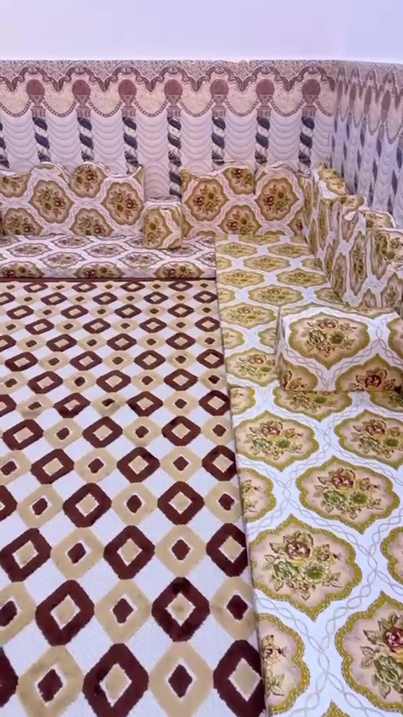 لسلام عليكم جلسه عربيه للبيع 14 متر جديده صار شهر رايدهه 450 وبيهه مجال بصره *********** الحيانيه
