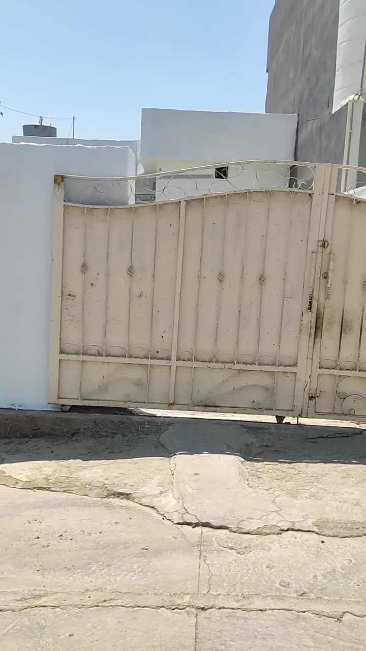 بيت للبيع منطقه فول فول من كل انواحي قريب عل شارع طريق بغداد المحافضه مدارس كليات كله قريبه مي كهرباء انسه سعر ٥٥ بيه مجال ***********
