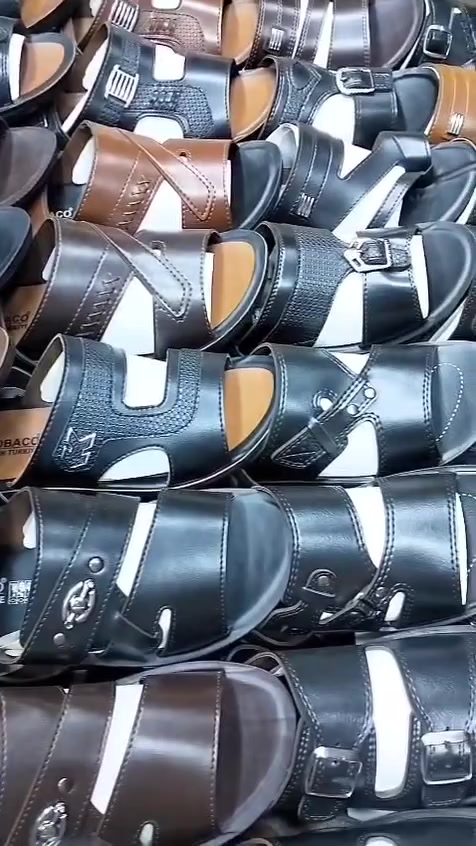 🔴شحاطات بغداد 🔴
لبيع الشحاطات جمله فقط
👌شحاطات اصليه وراحه تدوم
لا تتعب روحك بعد…
كلشي تريده تلكاه يم جملة شحاطات بغداد 👟✨

🆕 موديلات حديثة تناسب كل الأذواق
💯 خامات أصلية وراحة تدوم
💵 أسعار جملة تنافس السوق
📦 توصيل سريع لكل محافظات العراق

📍 العنوان: بغداد – الشورجة – عمارة الرصافي
📲 للحجز وطلب الصور عبر الواتساب
 📞 ***********

🕌 رزقنا الله وإياكم رزق الحلال
