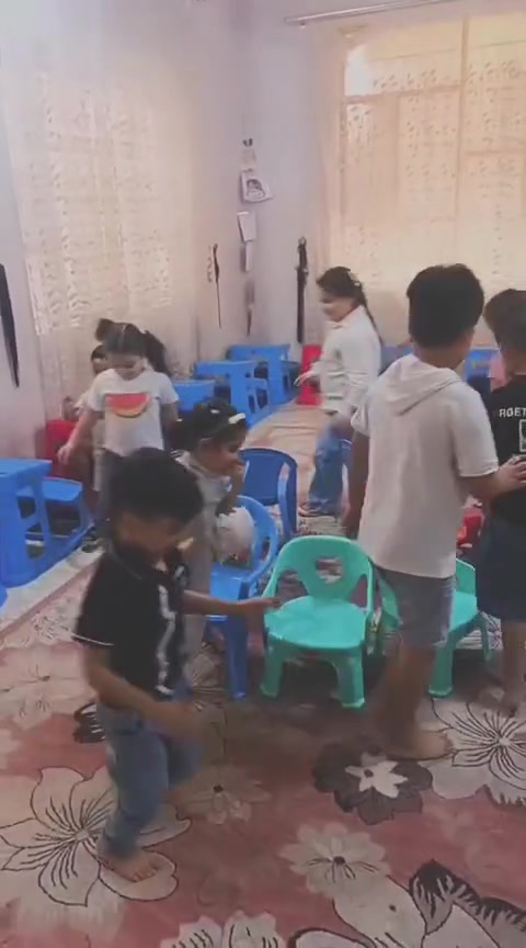روضه وحضانة • عمر ٢–٦ سنوات • تعليم نطق وقراءة