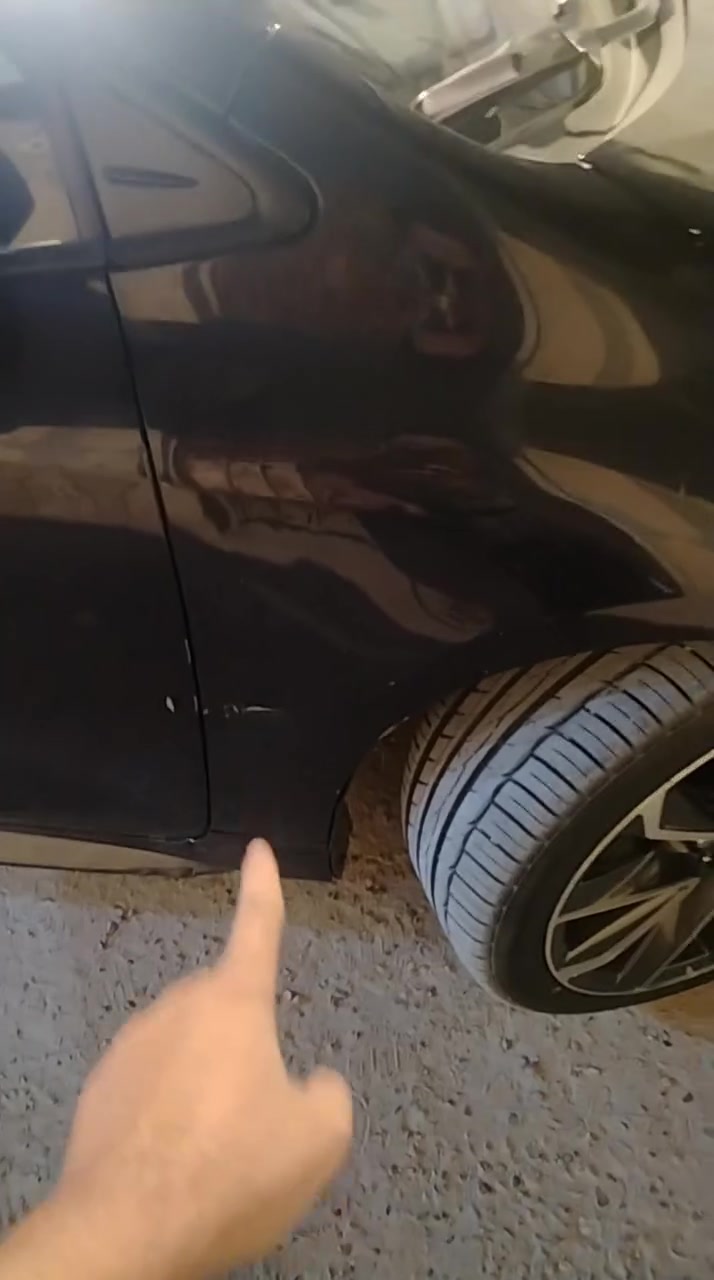 للبيع  كورلا وارد امريكي موديل 2020 اس اي مكينه 2000 طاحونه رقم بصره معوقين بشهر ال 4 اصير حره احولك بسمك مباشر سياره بيها مكانات صبغ وتبديل باب السائق نفس اللون بلاد سياره حداده وتخم تاير هسه شادهن مكينه خير من الله لا تنقيص ولا تبخير فقط عندك الكير بي مشكله من يحمه يضل ما ينمر ويخربط مكاني بصره ابي الخصيب السعر 90 ورقه ***********
