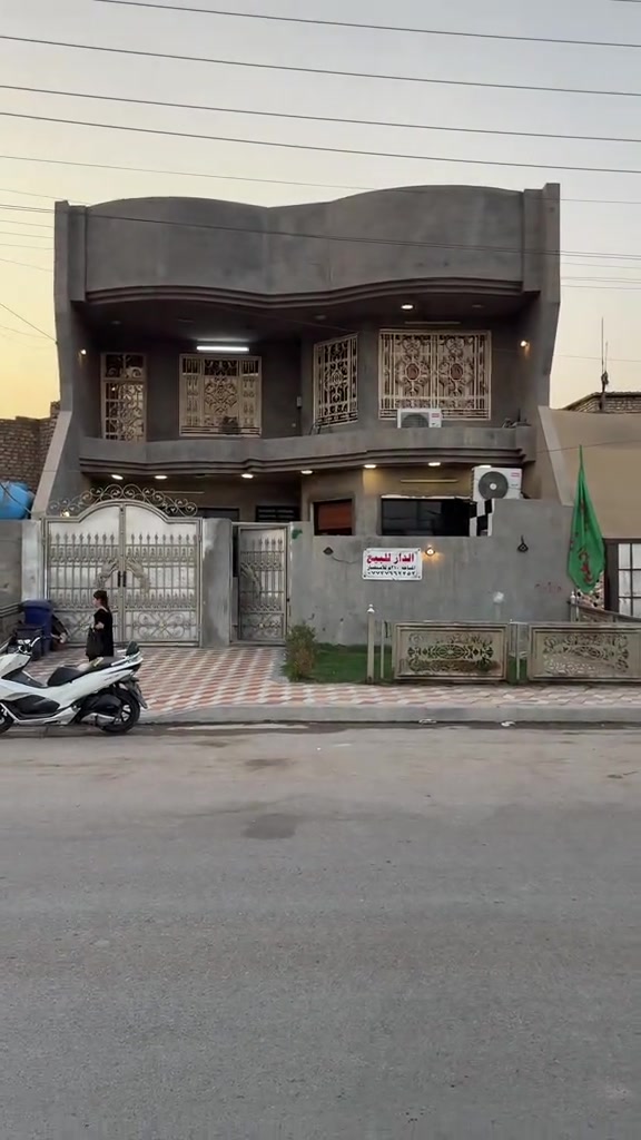 بيت للبيع الموقع حي طارق القديم على الشارع العام المساحه 210 متر طابقين بناء حديث جاهز من كلشي جنس العقار زراعي الشراي يتصل على هذا الرقم ***********#عقارات_بغداد #عقار #بيوت #متابعه_ولايك_واكسبلور_احبكم #متابعه 
