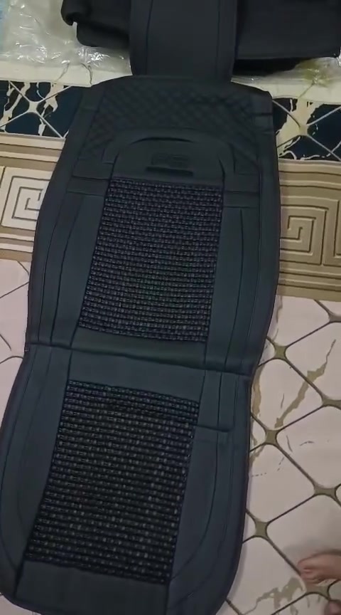 دوشمة جلد ثقيل مبطن اسفنج طبي قطعه مميزه وثقيله السعر ٤٥ الف للحجز خاص او واتساب ***********

نص مكتوب في الصور:
- Front and back storage pocket design
- Standard version STANDARD EDITION اسم اللون: 2pc black seats
- Standard edition mysterious black