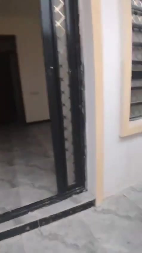 🏡 بيت للإيجار – موقع مناسب
📍 الموقع: الطي – نزال عباس
🔹 يحتوي على:
▪️ غرفتين نوم
▪️ صالة
▪️ مطبخ
🔹 موقع هادئ وقريب من الخدمات
🔹 مناسب للعائلة
📞 للاستفسار: ***********
