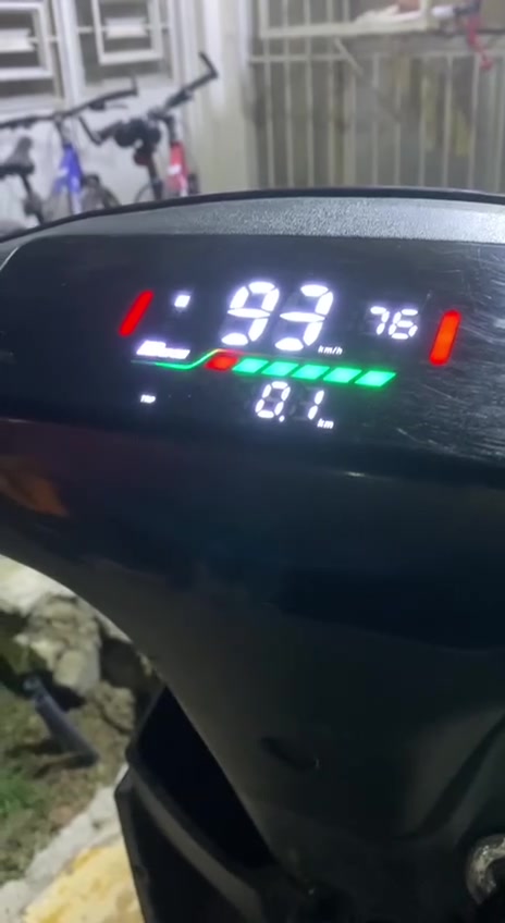 دراجه شحن 2025 
بطاريات جديده  مال شركة عدد 6 كبيره 
السرعه الحقيقه 85
سويج+بصمه +كارت
السعر 600
المكان الأعظمية سبع ابكار 
للاتصال ***********
