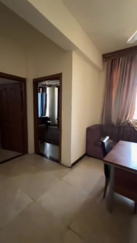 🏢 شقة تجارية مؤثثه للإيجار

📍 الصليخ القديم، قرب أفران جوهرة لبنان، مقابل مركز شرطة الصليخ

🏠 طابق ثاني كامل الخدمات
🛋️ مؤثثة بأثاث مكتبي
🛏️ غرفتين + صالة
💼 تصلح كمختبر، عيادة، مكتب، شركة أو أي نشاط تجاري

💰 الإيجار: 500 ألف وبيها مجال

📞 للاستفسار:
***********
***********
