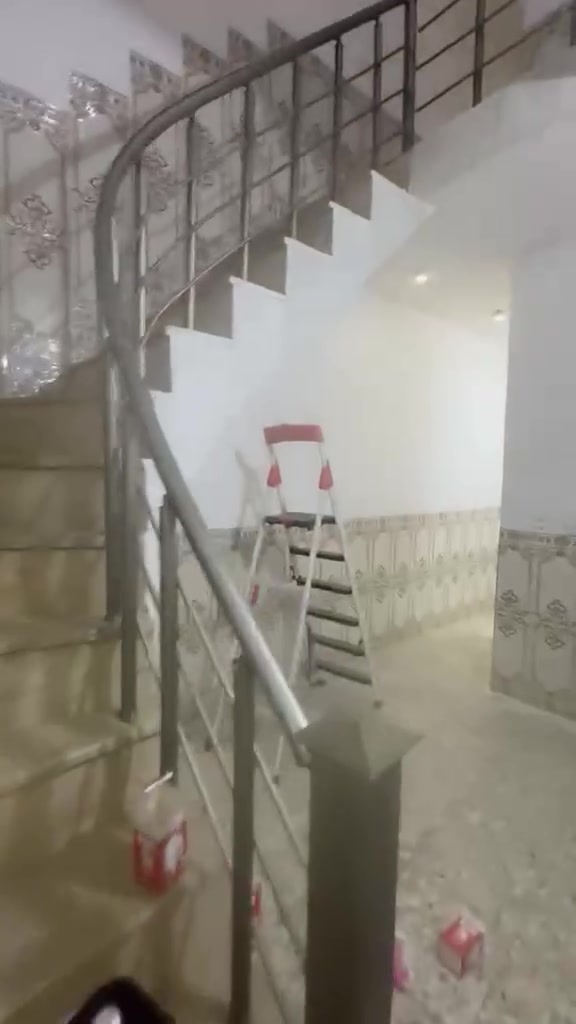 دار  للايجــار  

⭕️ بنـــاء نظيف      

⭕️الموقــــــع // حي الطيارة مجاور المدهش 

🔻المحتويــــات // 
 // غرفتين نوم ومطبـــخ واستقبــال  ومجمـــع صحيـــات

⭕️مبلـــغ الايجـــار // ٣٥٠ الــف  قفل 

⭕️مطلــوب عائلــة صغيـًرة لطفــآ
   
______________________
  
للاستفســــار  الاتصــــال // 

‭***********‬
***********
***********
او زيـــارة مكتـــب رؤيـــة المستقبــــل للعقــار  
الكائـــن في  حي الحسيــن على اليهوديــة قـرب حلويــات لبنـــان
