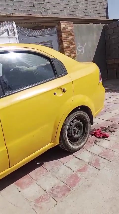 افيو للبيع موديل ٢٠٠٩ مكرك لكنزه مفتوح سياره جاهزه السعر ٣٥ وبيه مجال الفلوجه الكرمه رقم انكليزي رقم صاحبه *********** غير متواجد علفيس
