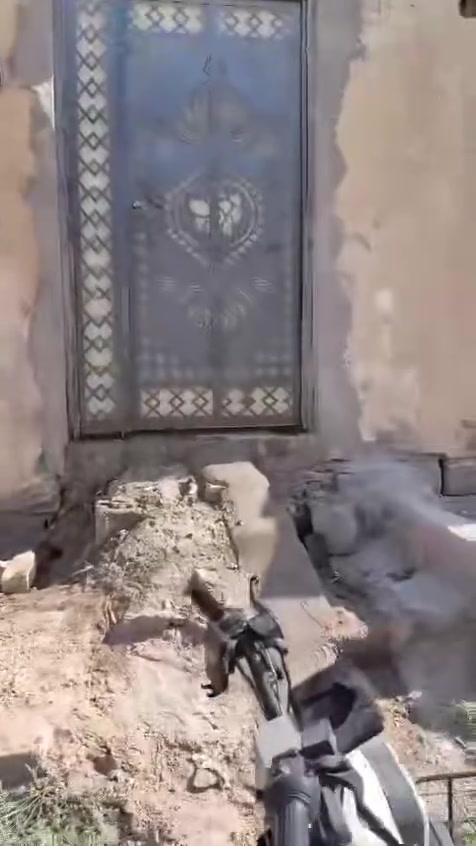 سلام عليكم
بيت للبيع طابقين  المساحه ١٠٠ متر زراعي على شارع تبليط

حاليا يتكون من ديوان ومطبخ وصحيات وغرفه بالطابق الاول و

وغرفه بالطابق الثاني 

العنوان شارع ابو دله كوت الحمداني 

السعر٣٨   

للاستفسار  ***********
