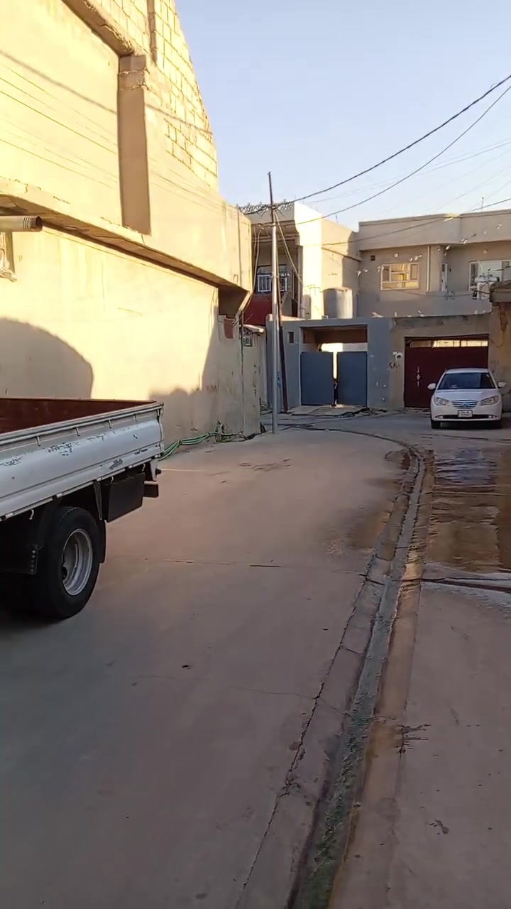 السلام عليكم.
دار للبيع مقابل جامع البديع خلف مول واو للتسوق
قريب جدا جدا على الشارع 
المساحة 250 متر
الواجهة باب كبير 
 
يحتوي على 2 عرفة نوم واستقبال ومطبخ وصحيات داخلية وخارجية
للسعر والاستفسار الاتصال بنا على الأرقام المذكورة

*********** وتساب
***********
اهلا وسهلا بالجميع
مستعدين لاستقبال جميع العروض والطلابات
يوجد عدة عروض مناسبة
مستعدين للبحث عن ماتحتاج وعرض عقارك بأسرع وقت ممكن 
نستقبل جميع العروض الأيجار @

