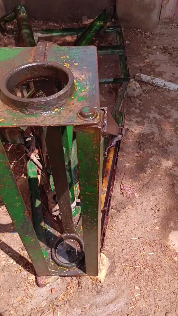يوجد ونج تصعيدموادالبيع ماطوردبل جديد معه ثلاث عرباين المكان مشخاب رقم***********
