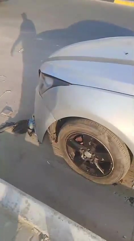سلام عليكم للبيع كروز موديل 13 
1400تيربو ابيع ع حادثهه 
رقم جديد سنويه جديده 
لسعر 53 بيهه مجال بسيط بيع فقط او مراوس بأقل لان محتاج فرق 
***********

