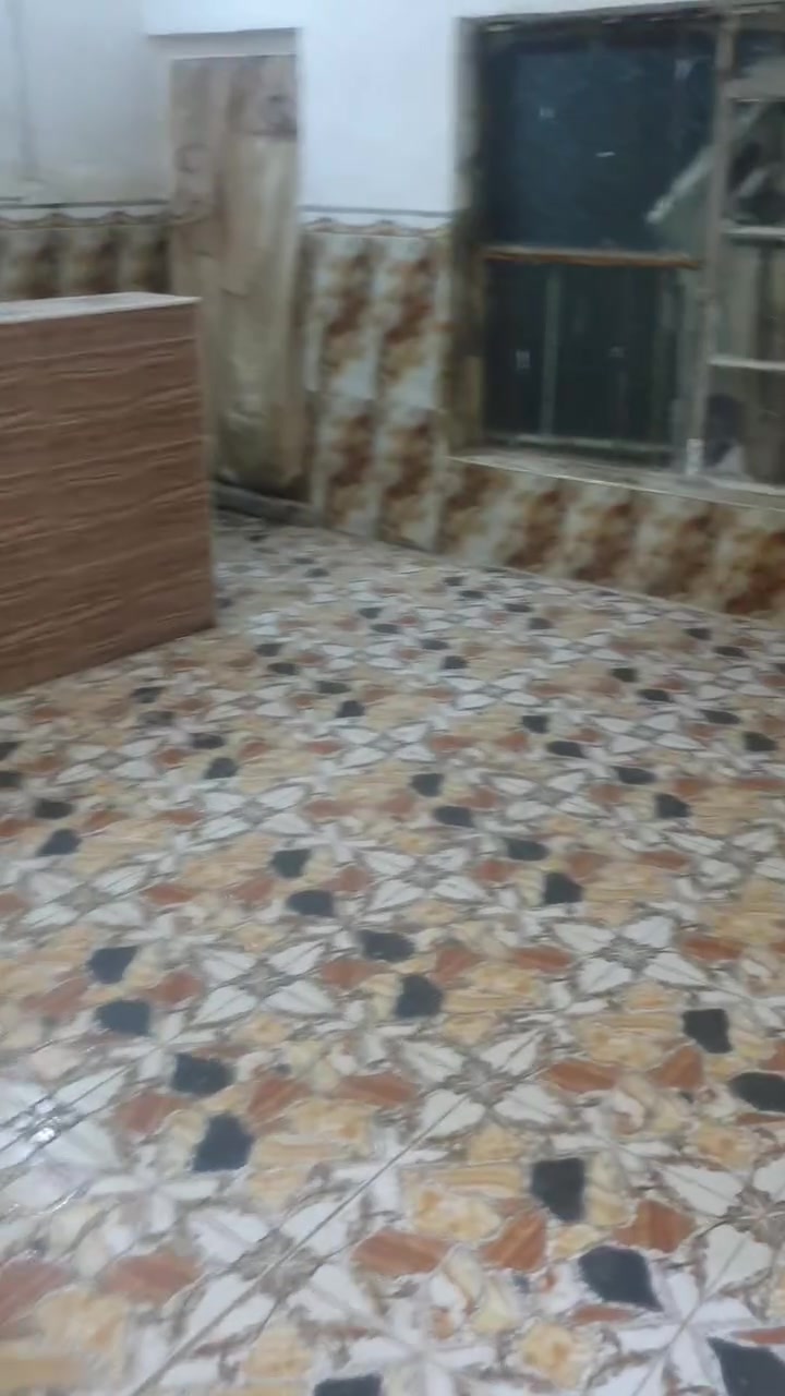 ٩٠م • بيت أرضي • طابق ثاني