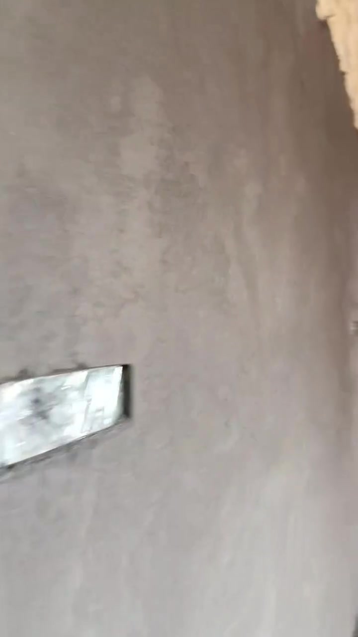 السلام عليكم شغنه لبخ سمت +جص +بورك +تكنيد +مصاطر رتفاعه عالي متر مكطوعه +او بل يوميه شغل نضيف هاذه رقمنه ***********
