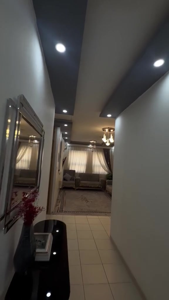 للبيع شقه 100م غربي ط2 بلوك A4 
الواصل 42 موثثة بالكامل 
*********** واتساب
