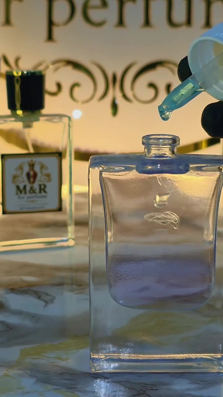 لما يكون الزبون صاحب ذوق رفيع هيك بتكون الهدية 👆
#العراق #عطورات_ثابته #عطر #عطورات_مركزة #عطر_مميز 
للتواصل واتساب ***********
توصيل كافة محافظات العراق 🚗
