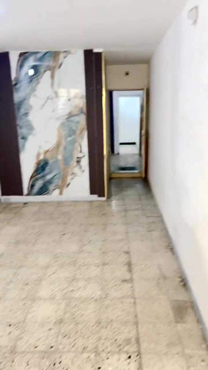 السلام عليكم . بيت للإيجار فرع ابو مصطفى الخياط الي بصف السوق .  التفاصيل بلفيديو  البيت ايجارة 450 . 

***********
