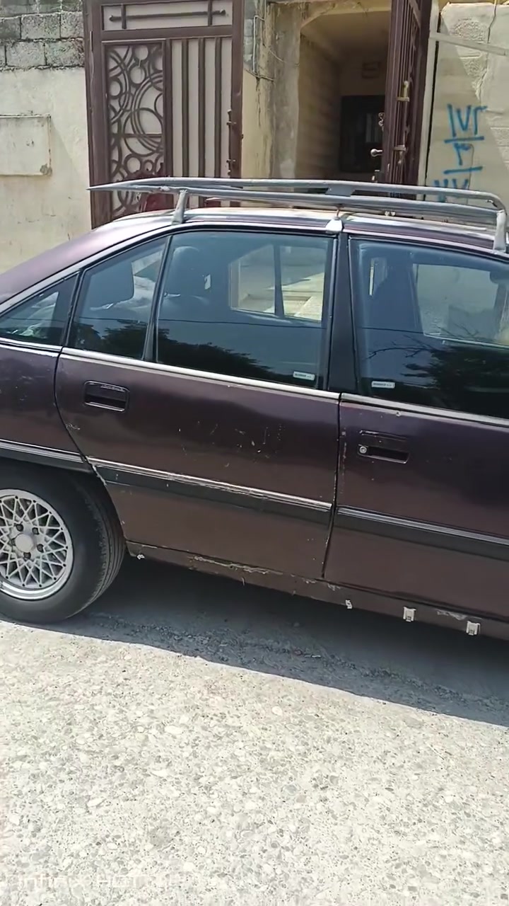 السلام عليكم اوميجا حجم 20 جير توماتيك بدون ضرر بدون صبغ رقم نينوى شرطه تحويل طقم تاير سياره ***********
