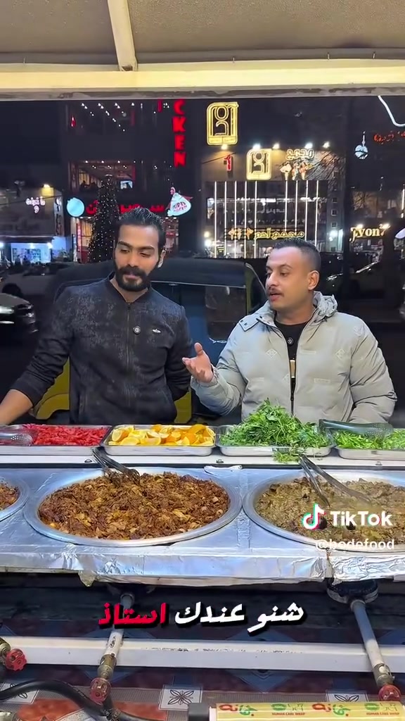 السلام عليكم سياره للبيع جاهزه مسويه بوكس اكل بيه طباخات وجاهزه
مكانه بغداد شارع فلسطين *********** وتساب فقط
تصلح عصاير 
تصلح جنبر
