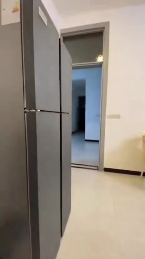 🏡 للبيع بيت سكني 

يتميز بجودة البناء والتشطيبات، ويضم:
✨ مساحة بناء 320 م²
✨ بناء درجة أولى
✨ مطبخ مجهز بالكامل
✨ استقبال مجهز بالقنف
✨ مساحة أمامية واسعة أمام البيت، معزولة عن الارض
✨ مساحة الحديقة والأرض الأمامية تقارب 1000 م²
📍 موقع مناسب للسكن، ومساحة واسعة تمنح البيت خصوصية وإمكانية استغلال الحديقة للزراعة والجلسات العائلية.
📍 الموقع: قرب سعيدان – صوب بني ركاب
🔹 الأرض قريبة من مناطق سكن حديث
🔹 تتوفر الخدمات:
✔ كهرباء
✔ ماء
✔ شارع تبليط  

📞 للاستفسار  يرجى الاتصال او المراسلة ع الرقم ***********
