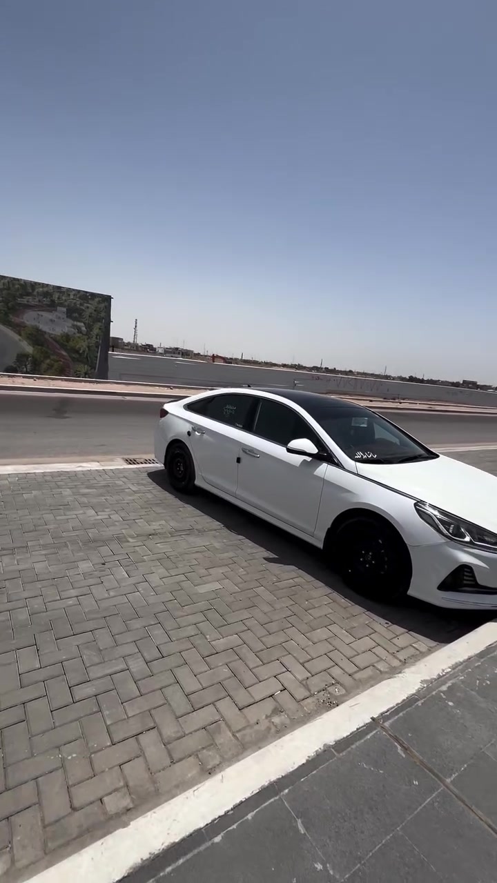 سلام عليكم 

سوناتا للبيع او مراوس بيه بنيد مبدل و جاملق اليمنه بارد 
سياره بانزين و محوره غاز 
 مكينه دوش 2400 
رقم اربيل عندي وكاله سنويه بعده لل28 
سياره فول ما عده بصمه بنراما كامله 
اي استفسار اتصل على رقم  او راسل واتساب ***********
