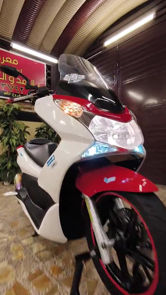 للبيع ( PCX) الجيل الأول ( مشرطة) (150) سيسي ( ياباني) للاستفسار/*********** حاوية رمبة مكفولة كفالة عامة من معرض دبي لبيع الدراجات اليابانية والكهربائية الاعضمية قبل خروج الكم بإدارة مهند الدبي
