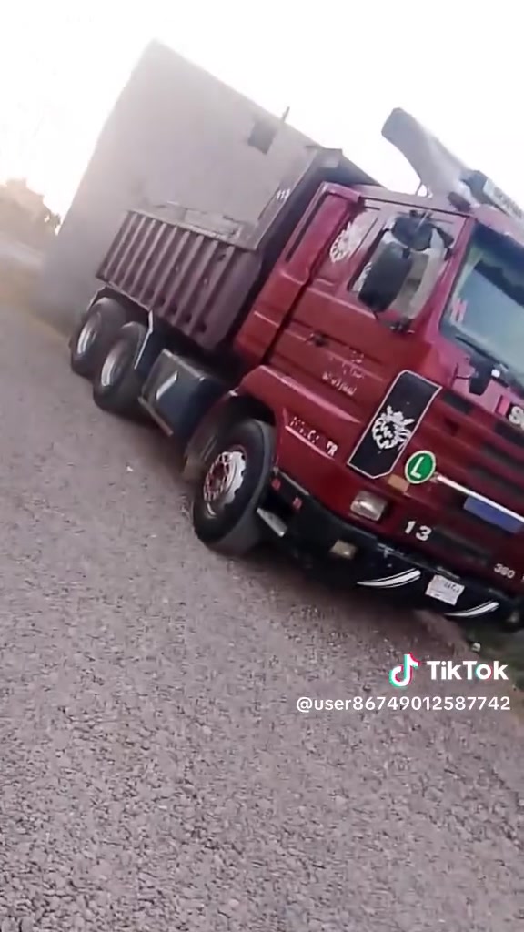سكس • ١٩٩٥ • تايرات جديد