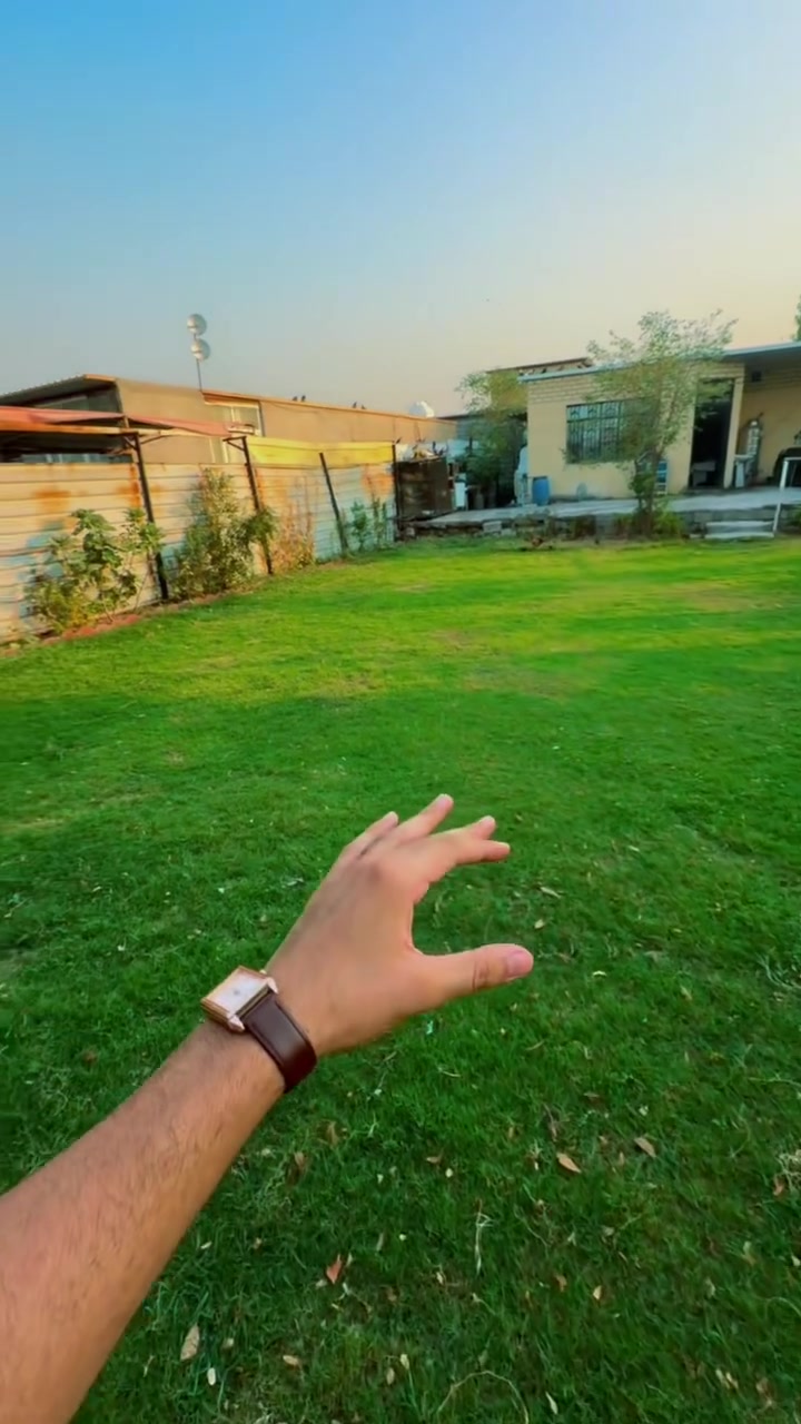 🏡 بيت للبيع – بغداد / الدورة / هور رجب (العدوانية)
📍 الموقع: بغداد – الدورة – هور رجب (العدوانية)
📐 المساحة: 900 م²
📏 الواجهة: 13 متر
📏 النزال: 70 متر

🏠 مكونات البيت:
• 5 غرف نوم
• استقبال
• مطبخ
• صالة
• صحيات داخلية وخارجية

💰 السعر: 150 مليون دينار عراقي
🤝 قابل للتفاوض

📞 للاستفسار والتفاصيل:
***********

✨ بيت بمساحة كبيرة وموقع مميز، مناسب للسكن والاستثمار.
