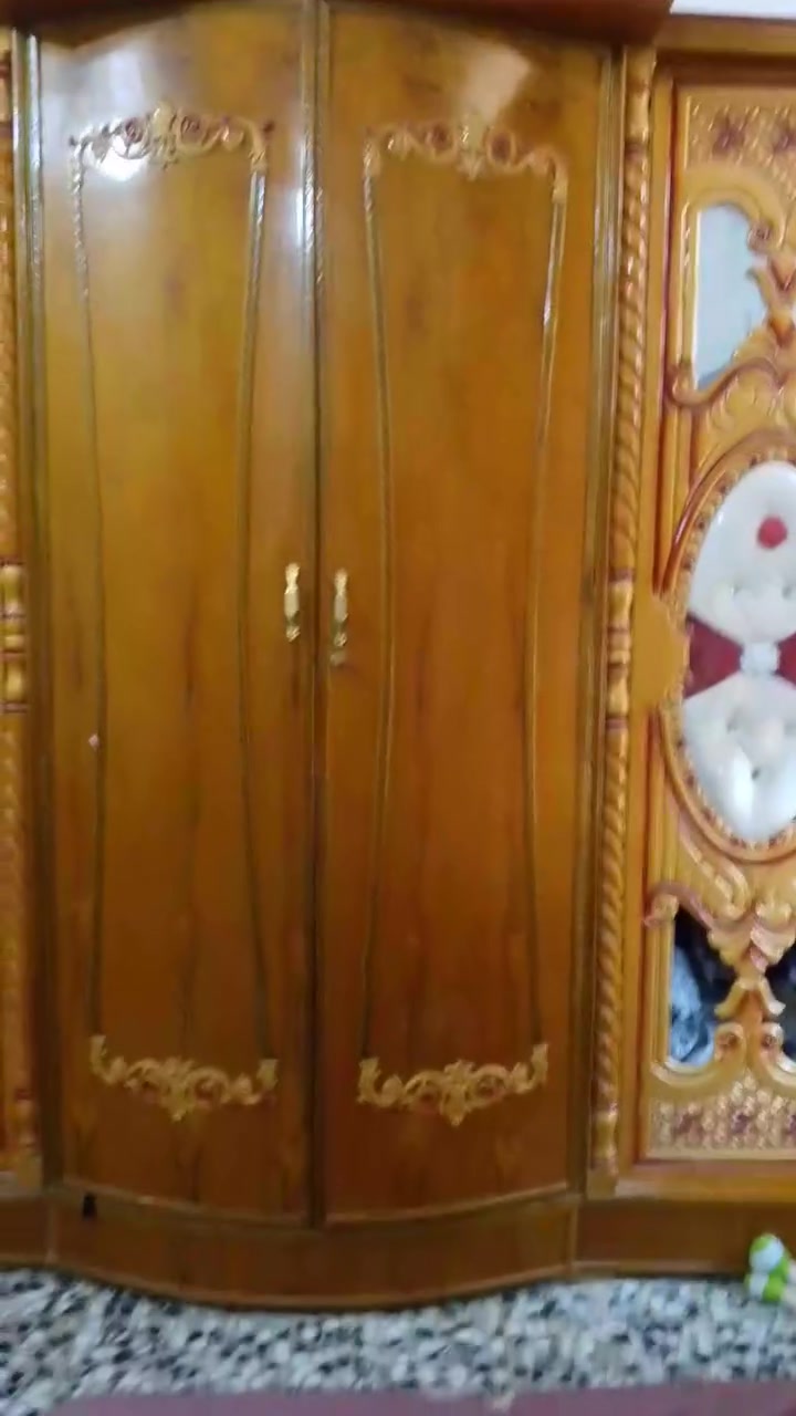 السلام عليكم غرفة نوم للبيع 6 باب طابقين المكان طويريج قرب سيطرة ام الهوى شراي يتصل ويدلل ***********
