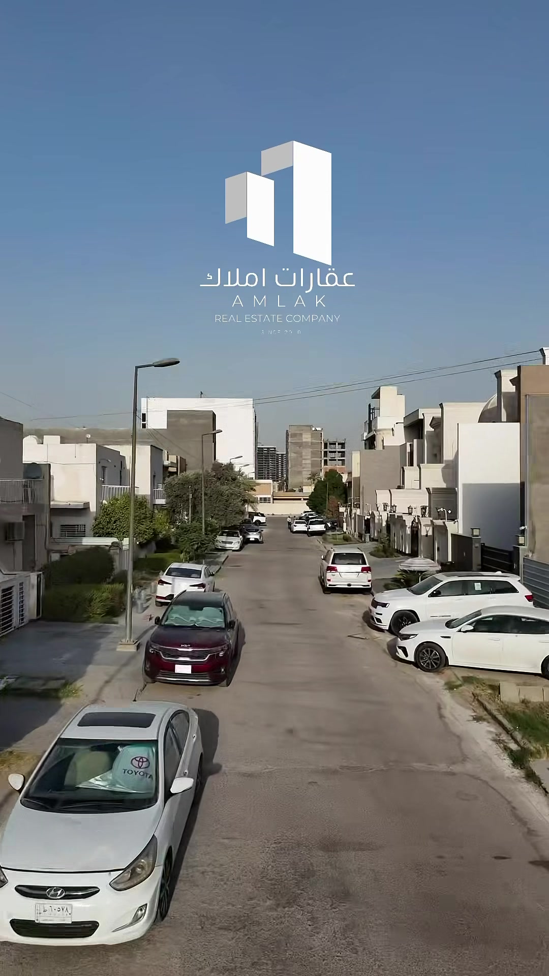فيلا سكنية فاخرة للبيع في اليرموك – المربع الذهبي | محلة 616

فرصة مميزة للباحثين عن السكن الراقي والهدوء في واحدة من أفضل مناطق بغداد السكنية.

✨ المواصفات:
▪️ المساحة: 300 متر مربع
▪️ الواجهة: 10 متر
▪️ 5 غرف نوم مريحة وواسعة
▪️ شلال داخلي يمنح المنزل لمسة جمالية فريدة
▪️ تصميم مودرن عصري
▪️ بناء درجة أولى (سوبر كوالتي) بأفضل المواد والتشطيبات
▪️ توزيع هندسي عملي يلبي احتياجات العائلة

🌟 موقع مميز داخل المربع الذهبي في اليرموك، يجمع بين الهدوء والرقي وسهولة الوصول إلى أهم الخدمات.

✅ خيار مثالي للسكن الدائم والاستقرار العائلي.
✅ جاهزة لتمنحك أسلوب حياة راقياً ومريحاً.

مباشره مع صاحب العقار 

تتوفر عروض اخرى بمختلف المساحات

بنايات تجارية بوارد شهري 

بنايات سكنية مؤجرة بالكامل 

بنايات سكنية قيد الانشاء 

منازل مودرن - منازل كلاسك - فلل 

قطع اراضي بمختلف المساحات 

نستقبل كافة العروض التجارية والسكنية 

شركة ملاك العاصمة للعقارات 

دليلكم العقاري في اليرموك 

نقدم لكم افضل العروض والنصائح العقارية 

عنوان الشركة 
اليرموك المأمون خلف التفاح الأخضر 

رابط الموقع في الصفحة

للأستفسار 
*********** علي 
*********** مصطفى
*********** الأستعلامات 

يتوفر واتساب 

نستقبل اتصالاتكم على مدار الساعة وطيلة أيام الأسبوع

 #بيع_و_شراء_العقارات #المنصور_14_رمضان #مول_المنصور #اليرموك_4_شوارع #نادي_اليرموك_الترفيهي #نادي_الصيد_العراقي #كراده_بغداد_المنصور_العراق #المنطقة_الخضراء #زيونه_شارع_الربيعي
#للبيع_والايجار_والتسويق_المنصورحي_المتنبي605_607 #اليرموك_4_شوارع #شراء #بيع #تسويق #مقاولات #للبيع_والايجار_والتسويق_المنصور611الداودي_613الداودي #المنصور_14_رمضان #الاميرات #عقارات_اليرموك #بيع_عقارات_الجامعه_اليرموك_المنصور_الحارثية_القادسيه #للبيع_والايجار_والتسويق_العقاري601_609اميرات #للبيع_والايجار_والتسويق_العقاري_اليرموك_الاطباء612_616

#اليرموك #عقارات_بغداد #فلل_للبيع #المربع_الذهبي #عقارات_اليرموك #بيت_الأحلام #استثمار_عقاري #بغداد_العراق
