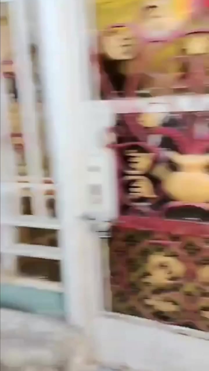 بيت للبيع • ١٠٠م • قريب شارع