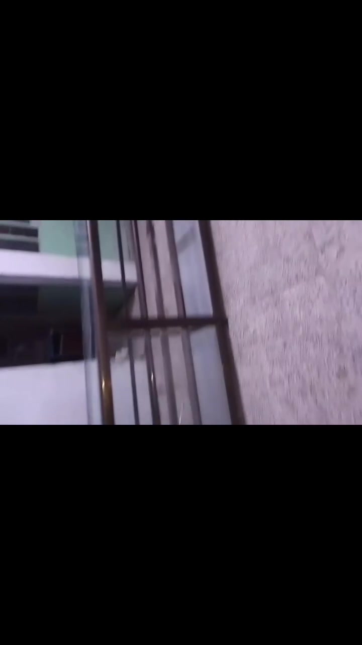 فاترينه المنيوم وجام 
درجه اوله   وزنه ثكيل 
قيم سعرهه وعيوني الك 
قياسه تقريبا {3ـــــــــمتر }
بغداد مدينة الصدر قطاع 38
***********
