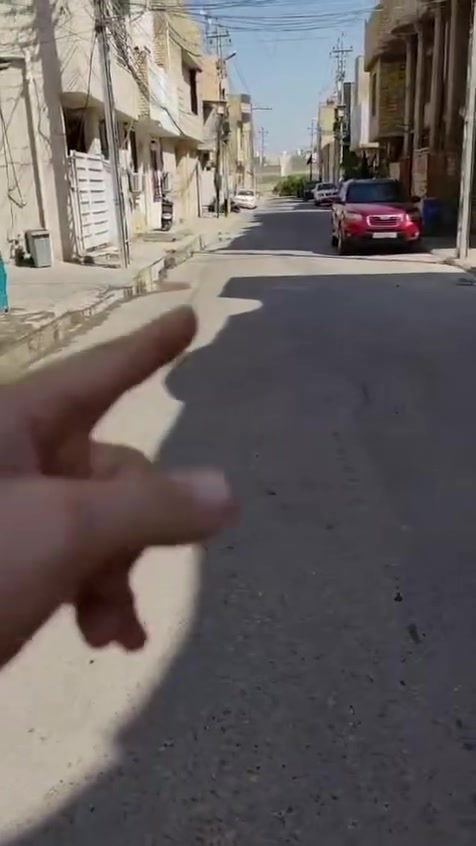 بيت 50 متر طابقين وبيتونه جبيره. البناء طابوك جمهوري. كله شغل درجه اولى.
العنوان. كربلاء خلف مدينة العاب النوارس. شارع جامع آل غريب
السعر 89 مليون وبي مجال قليل. 
هاتف ***********
